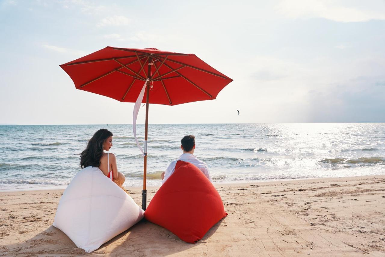 Bayphere Hotel Pattaya Jc Jomtien Beach Zewnętrze zdjęcie Beach umbrella